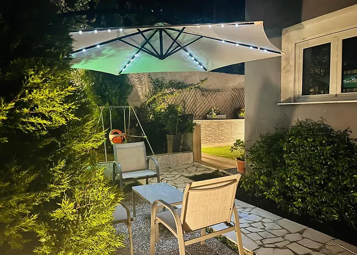 Apartamento Elite Deluxe 2 *