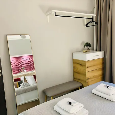 Elite Deluxe 2 Kavala