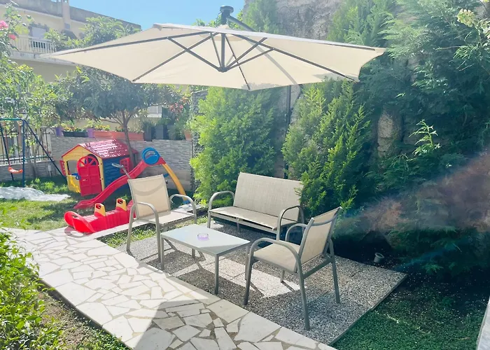 Apartamento Elite Deluxe 2 *